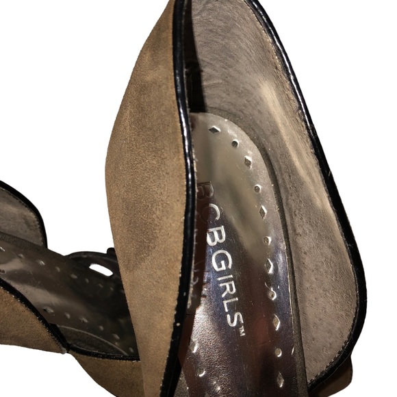 Gorgeous BCG Suede Peep Toe pumps, muted sage green with buckled strap sz 8.5B - Picture 7 of 15